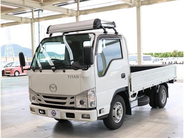MAZDA / TITAN