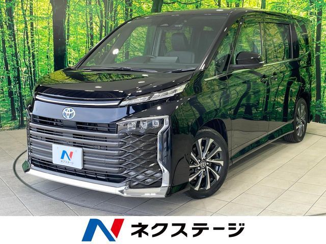 TOYOTA / VOXY HYBRID