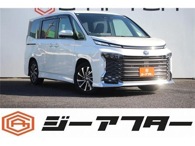 TOYOTA / VOXY HYBRID