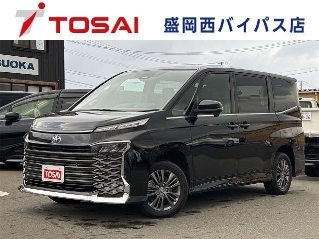 TOYOTA / VOXY 4WD