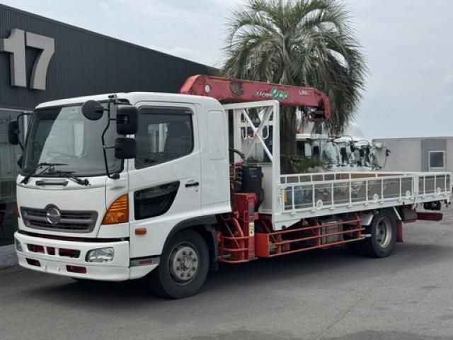 Japanese used car Ref# 1575946 HINO / RANGER
