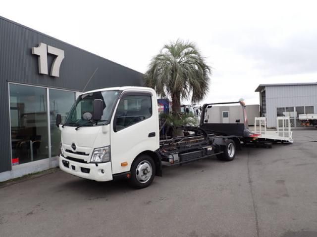 HINO / DUTRO