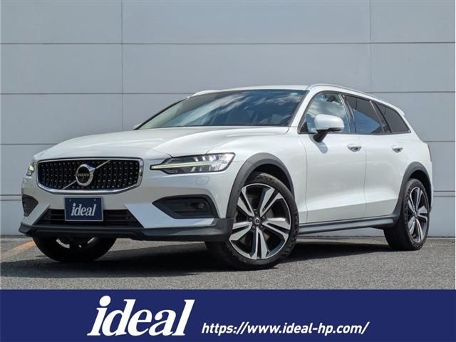 VOLVO / ボルボＶ６０クロスカントリー