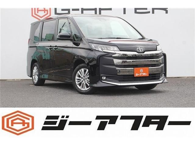 TOYOTA / NOAH