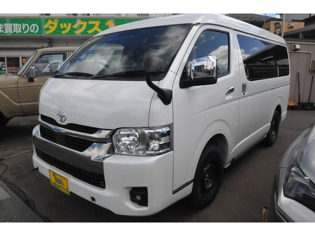 TOYOTA / HIACE van 4WD