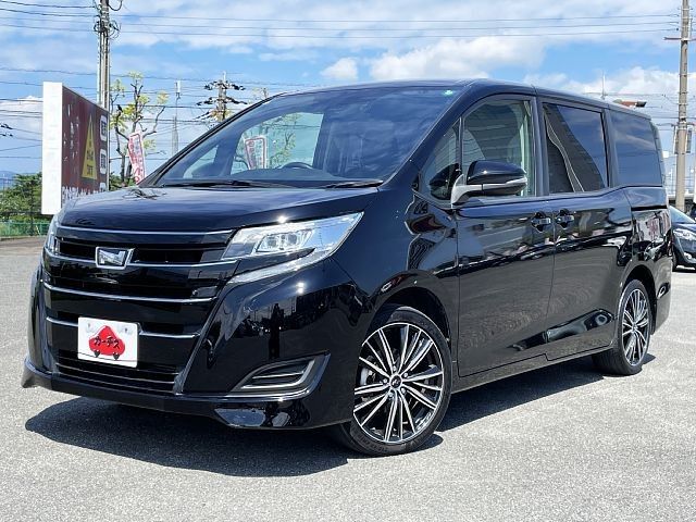 TOYOTA / NOAH