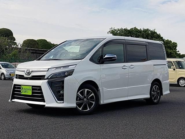 TOYOTA / VOXY