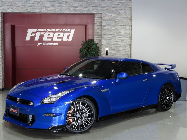 NISSAN / GT-R