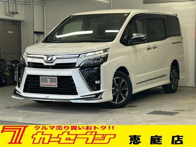 TOYOTA / VOXY 4WD