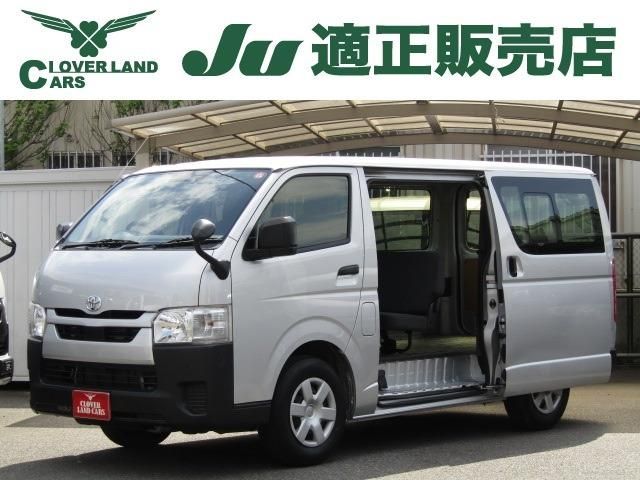 TOYOTA / HIACE van 2WD