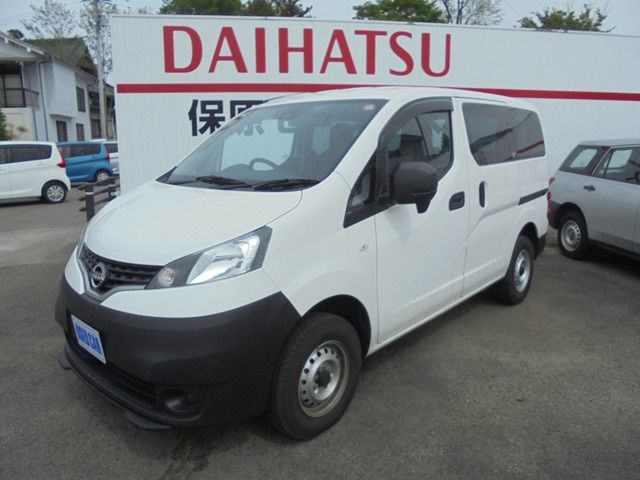 NISSAN / NV200 VANETTE van 4WD