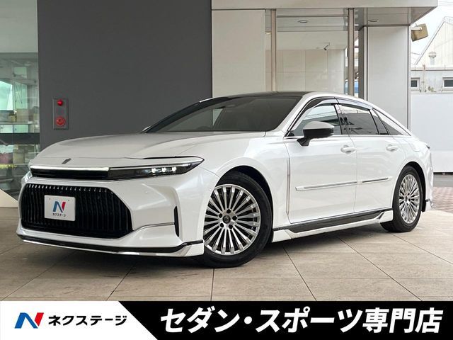 TOYOTA / CROWN sedan hybrid