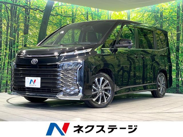 TOYOTA / VOXY