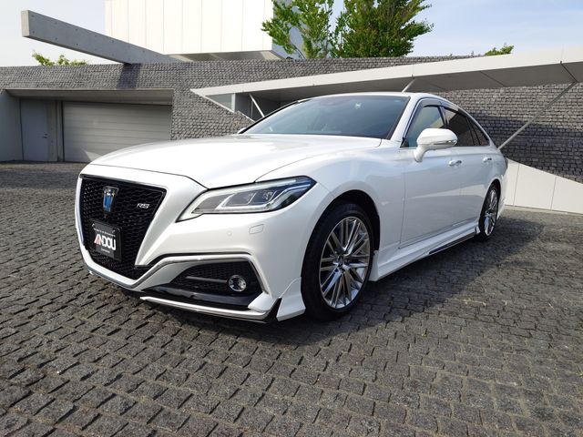 TOYOTA / CROWN sedan hybrid