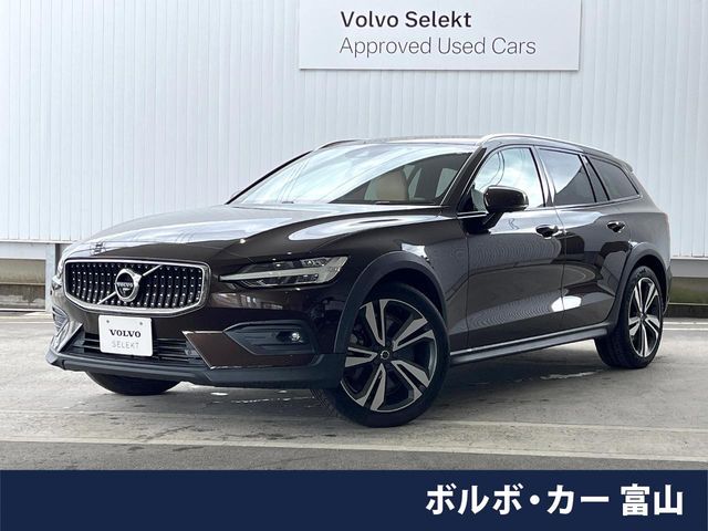 VOLVO / VOLVO V60 CROSS COUNTRY