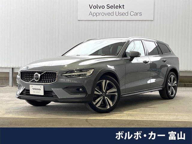 VOLVO / VOLVO V60 CROSS COUNTRY