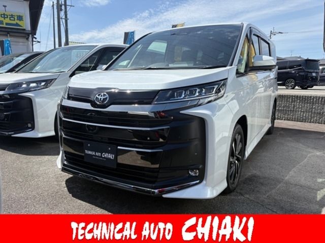 TOYOTA / NOAH HYBRID