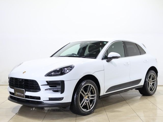 PORSCHE / PORSCHE Macan