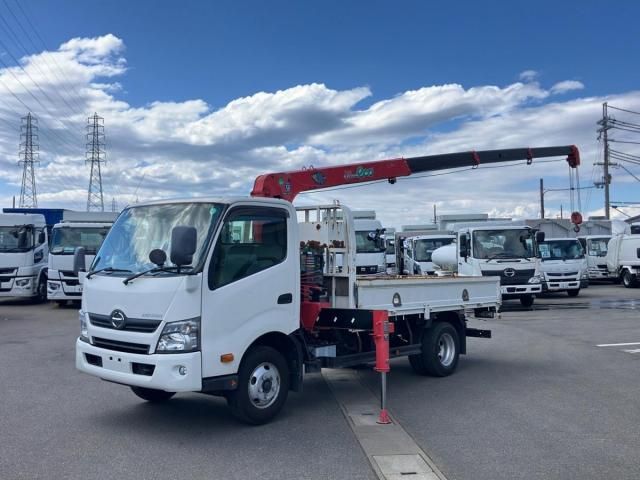 HINO / DUTRO