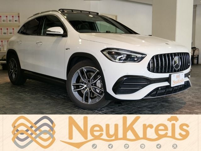 MERCEDES BENZ / MERCEDES AMG GLA class