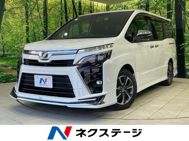 TOYOTA / VOXY