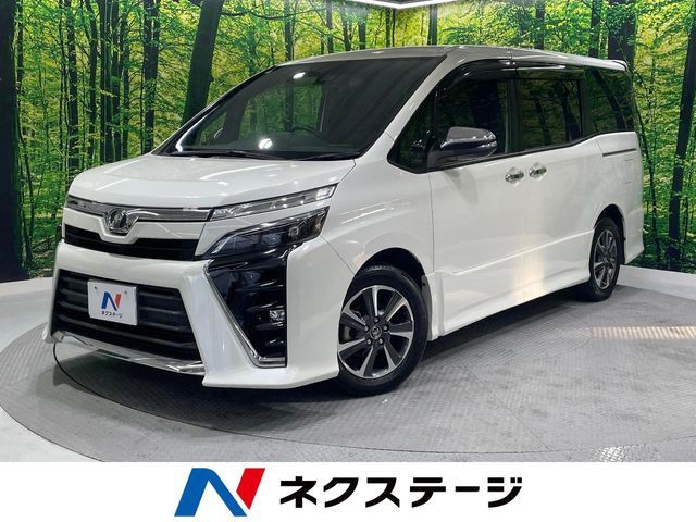 TOYOTA / VOXY