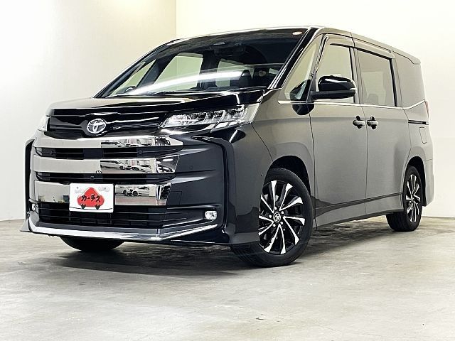 TOYOTA / NOAH