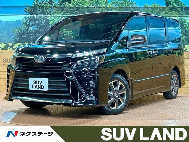 TOYOTA / VOXY