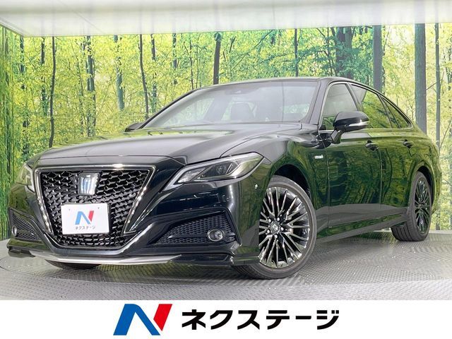 TOYOTA / CROWN sedan hybrid