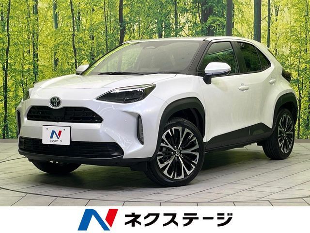 TOYOTA / YARIS CROSS HYBRID