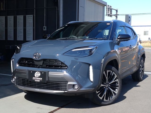 TOYOTA / YARIS CROSS HYBRID