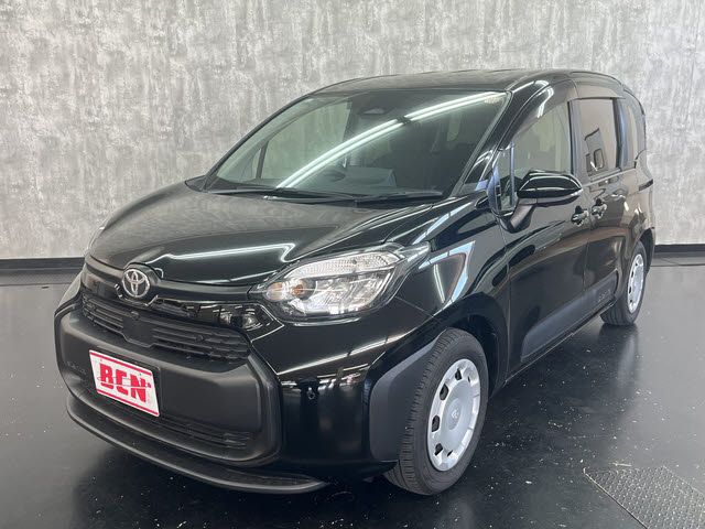TOYOTA / SIENTA HYBRID