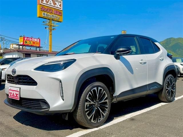TOYOTA / YARIS CROSS HYBRID