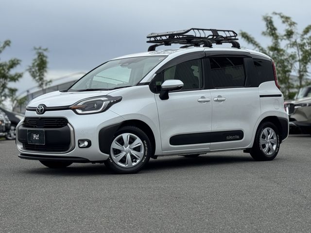 TOYOTA / SIENTA HYBRID