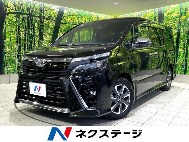 TOYOTA / VOXY