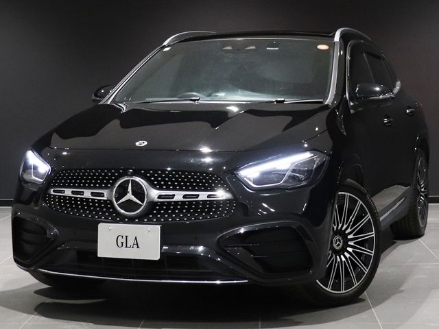 MERCEDES BENZ / MERCEDES BENZ GLA class