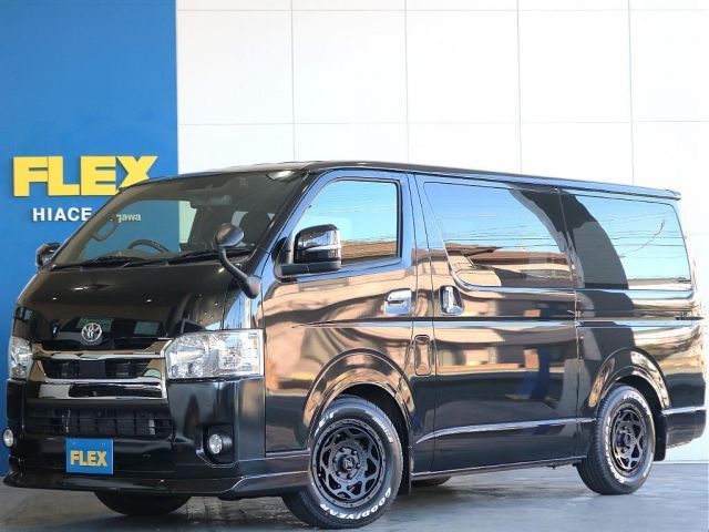 TOYOTA / HIACE van 4WD