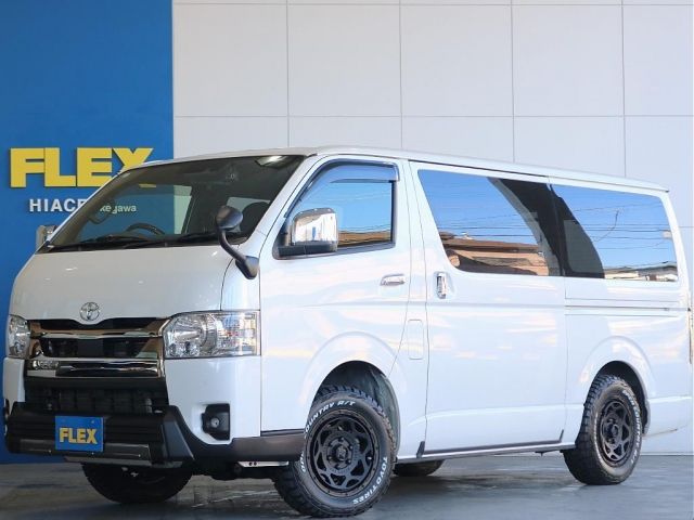 TOYOTA / HIACE van 4WD