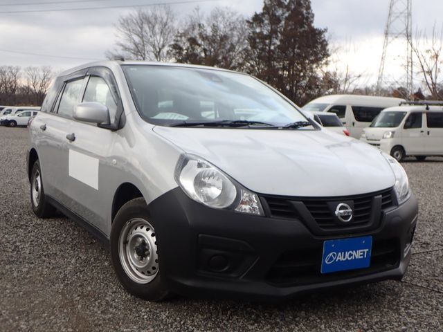 NISSAN / NV150 AD 2WD