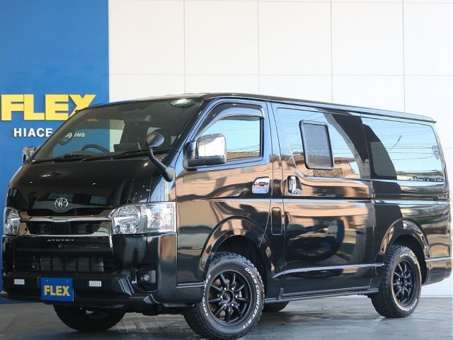TOYOTA / HIACE van 4WD