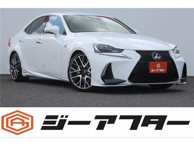 TOYOTA / LEXUS IS300h