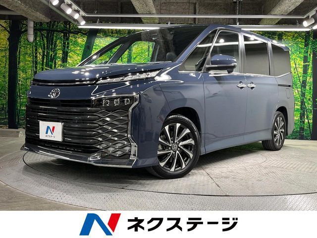TOYOTA / VOXY