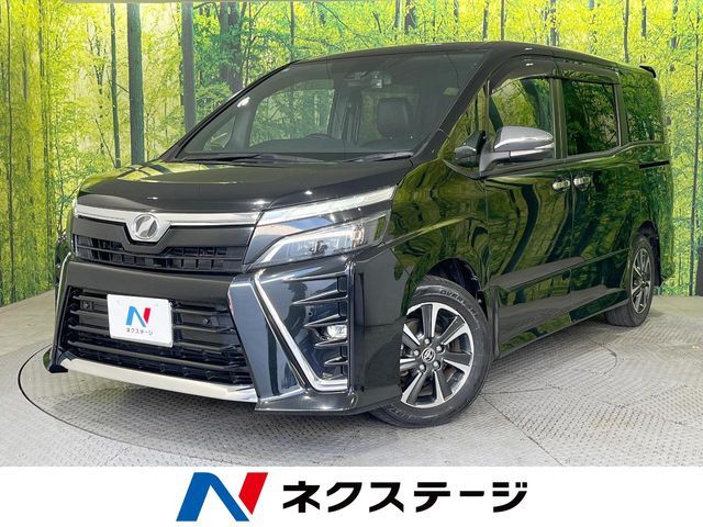 TOYOTA / VOXY