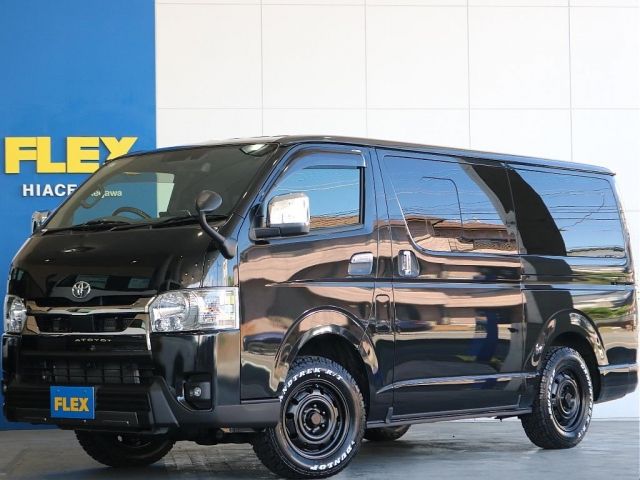 TOYOTA / HIACE van 4WD
