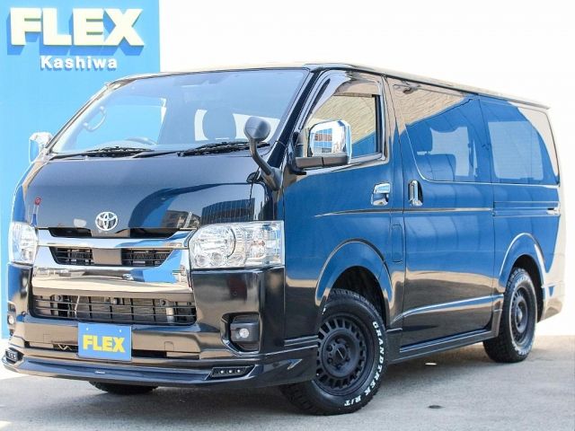 TOYOTA / HIACE van 4WD