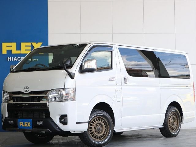 TOYOTA / HIACE van 4WD