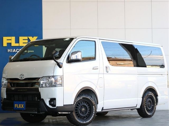 TOYOTA / HIACE van 4WD