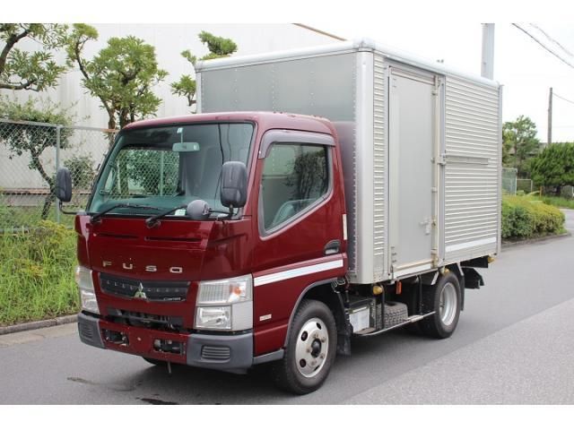 Japanese used car Ref# 1580590 MITSUBISHI / CANTER