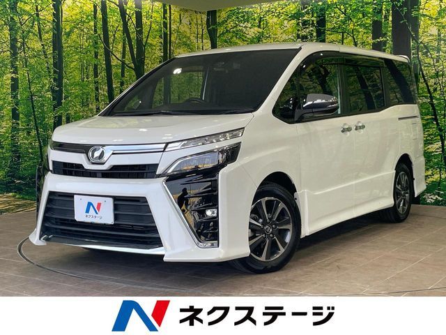 TOYOTA / VOXY