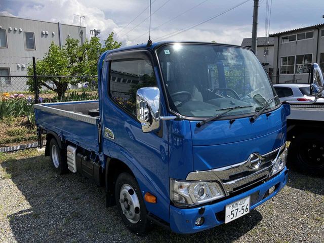HINO / DUTRO